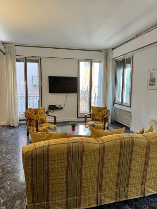Madoneta Apartment Венеция Экстерьер фото